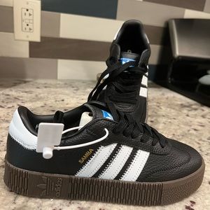 Adidas Sambarose 7.5 women’s